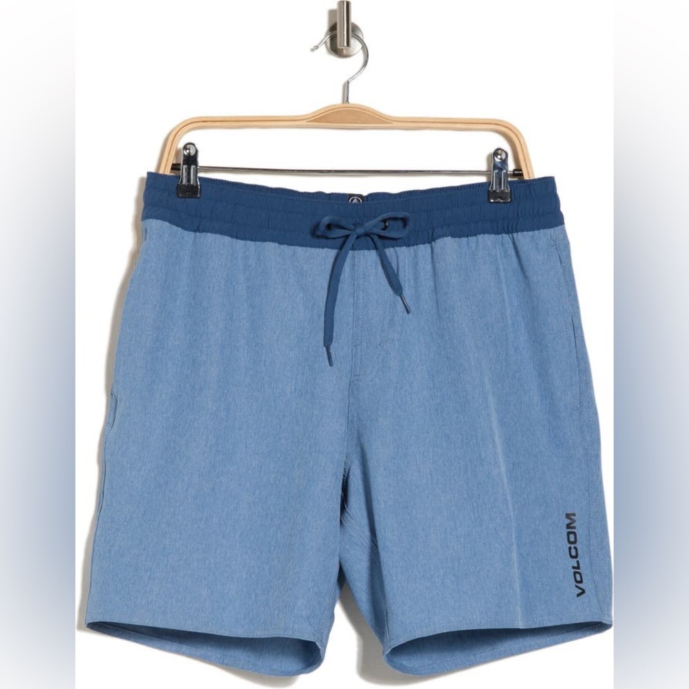 Volcom Blue Choppy Water Board Shorts Size XL - Picture 2 of 10